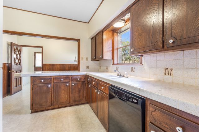 220 N Holly, Sherman, TX 75092