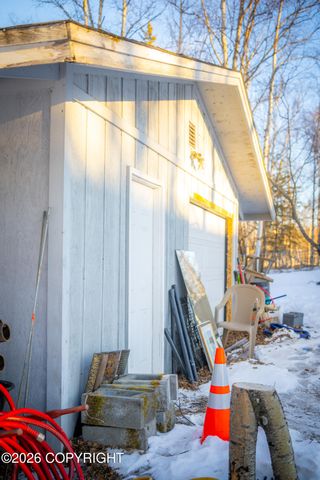 735 W Winter Avenue, Wasilla, AK 99654