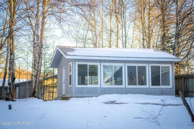 735 W Winter Avenue, Wasilla, AK 99654