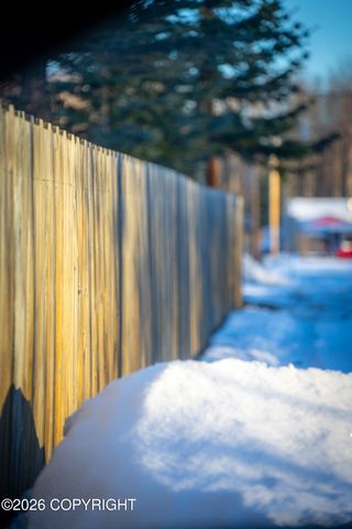 735 W Winter Avenue, Wasilla, AK 99654