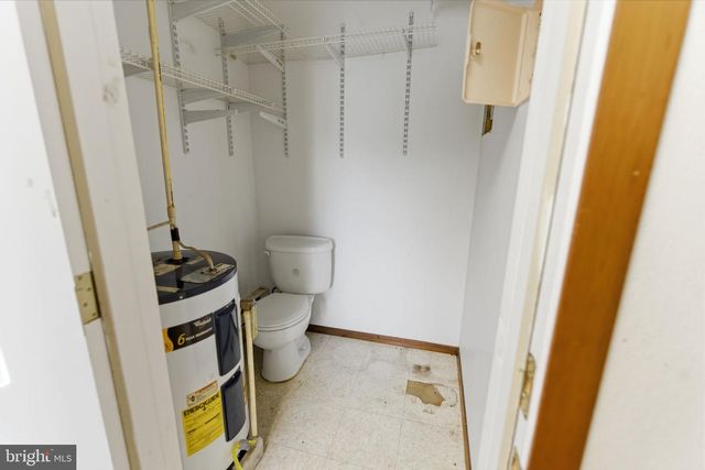 2 DIGIT LN, Bunker Hill, WV 25413