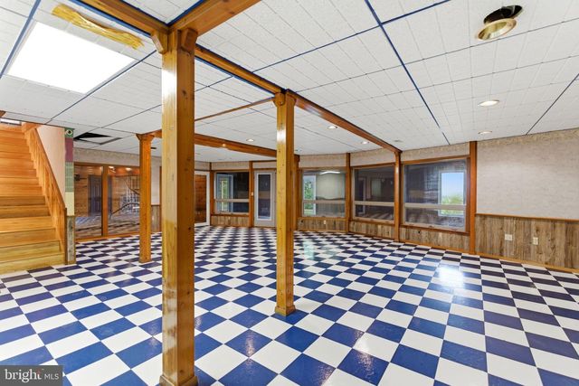 2 DIGIT LN, Bunker Hill, WV 25413