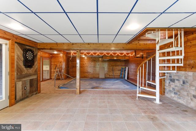 2 DIGIT LN, Bunker Hill, WV 25413