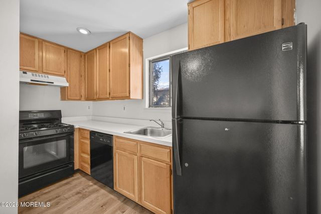 4116 Birchwood Court, North Brunswick, NJ 08902