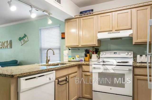 1393 W Lagoon Avenue, Gulf Shores, AL 36542