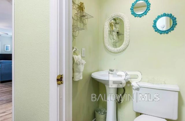 1393 W Lagoon Avenue, Gulf Shores, AL 36542