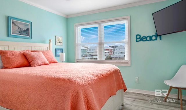 1393 W Lagoon Avenue, Gulf Shores, AL 36542