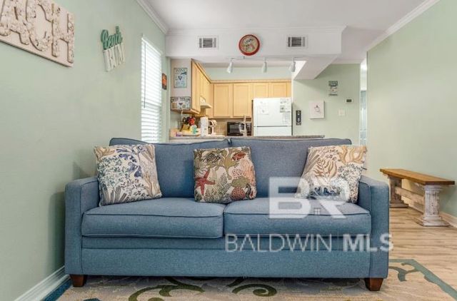 1393 W Lagoon Avenue, Gulf Shores, AL 36542