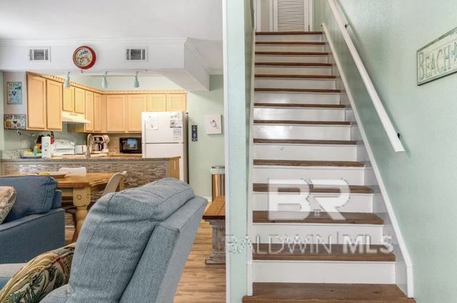 1393 W Lagoon Avenue, Gulf Shores, AL 36542