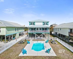 1393 W Lagoon Avenue, Gulf Shores, AL 36542