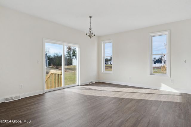 9 Brookhaven Court, Wilton, NY 12866