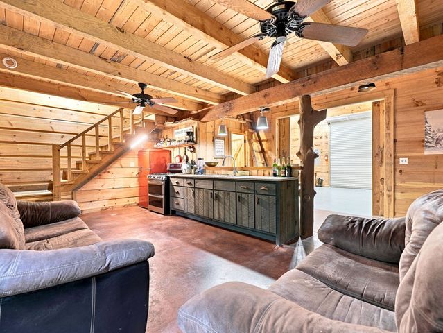 50 Pigeon Creek Road, Blue Ridge, GA 30513