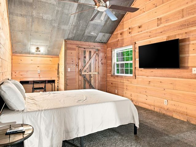 50 Pigeon Creek Road, Blue Ridge, GA 30513