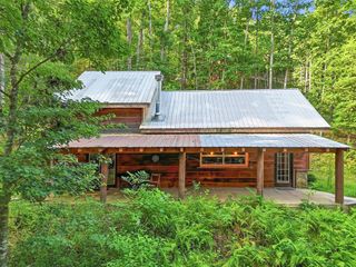 50 Pigeon Creek Road, Blue Ridge, GA 30513