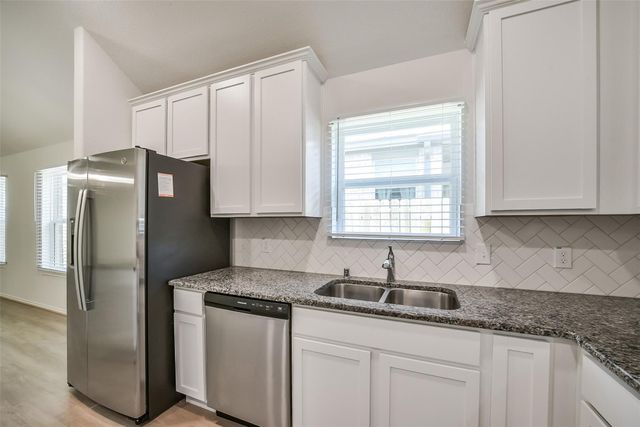 27106 Grey Fox Run, Magnolia, TX 77354