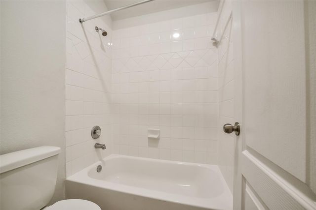 27106 Grey Fox Run, Magnolia, TX 77354
