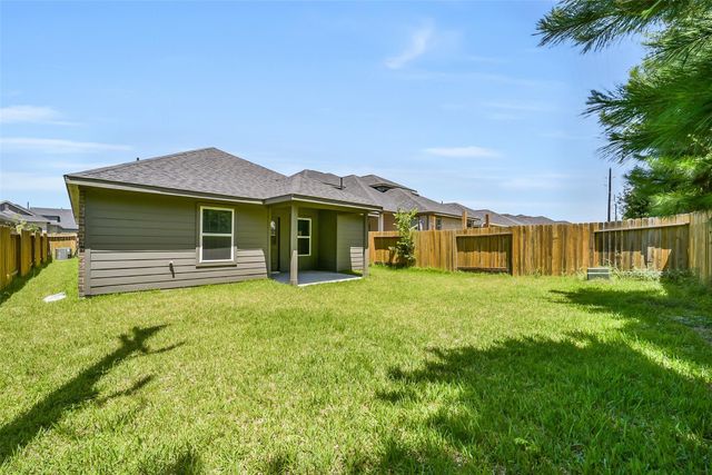 27106 Grey Fox Run, Magnolia, TX 77354
