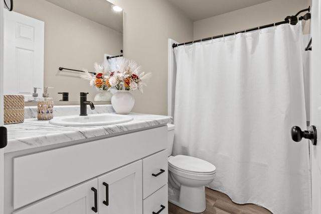 7791 Cub Creek Way, Horace, ND 58047