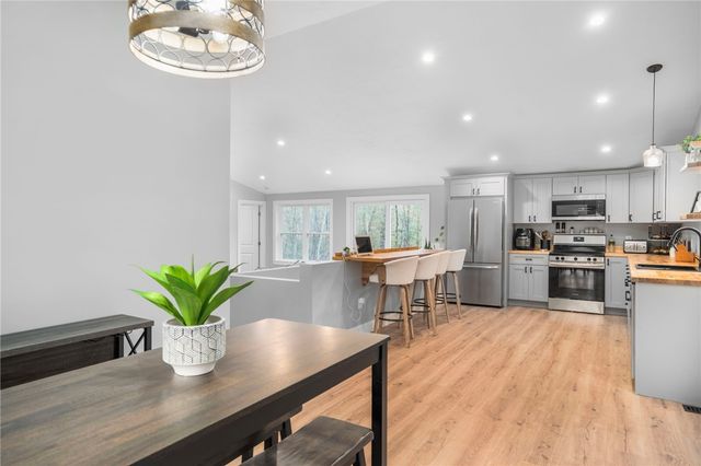 43 Weeks Hill Road, Coventry, RI 02827