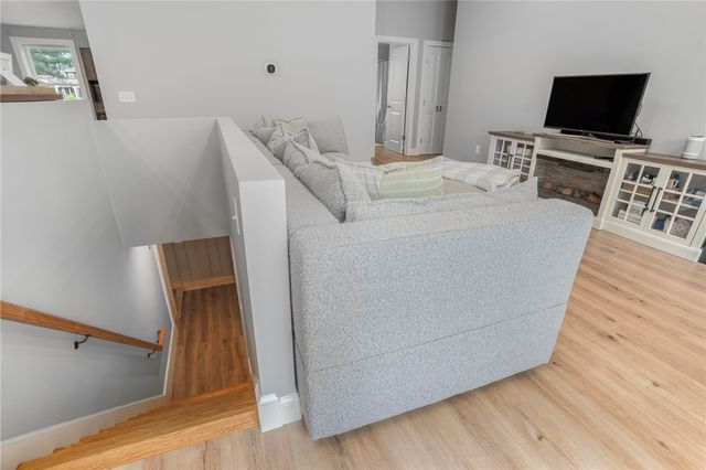 43 Weeks Hill Road, Coventry, RI 02827