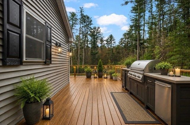 43 Weeks Hill Road, Coventry, RI 02827