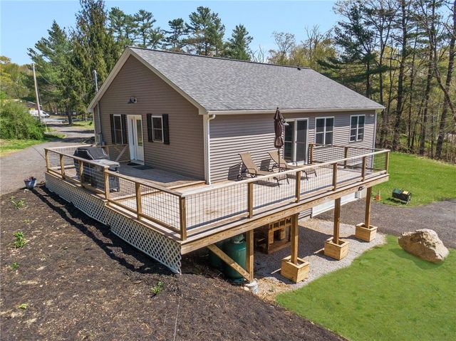 43 Weeks Hill Road, Coventry, RI 02827