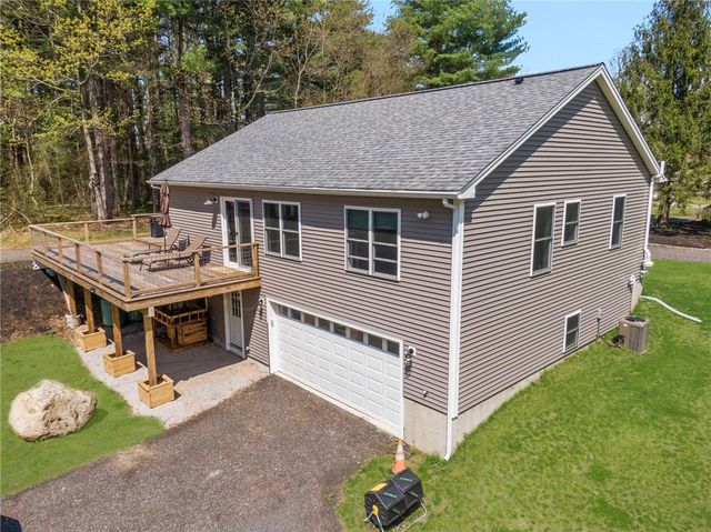 43 Weeks Hill Road, Coventry, RI 02827
