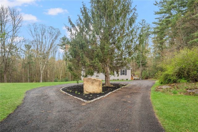 43 Weeks Hill Road, Coventry, RI 02827