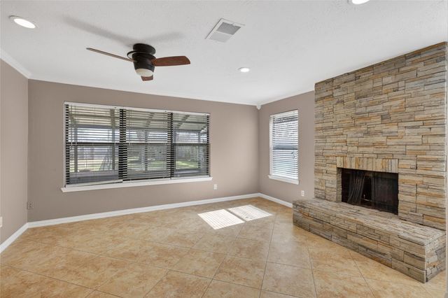 1323 Bluestone Drive, Missouri City, TX 77459