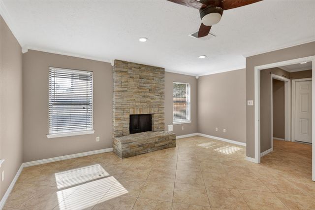 1323 Bluestone Drive, Missouri City, TX 77459