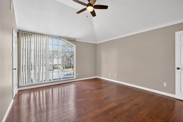 1323 Bluestone Drive, Missouri City, TX 77459