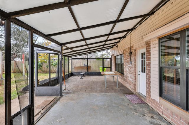 1323 Bluestone Drive, Missouri City, TX 77459