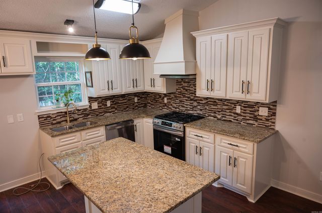 29 Prospect Trail, North Little Rock, AR 72118