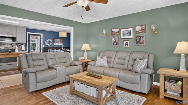20070 Elkton Road, Athens, AL 35614