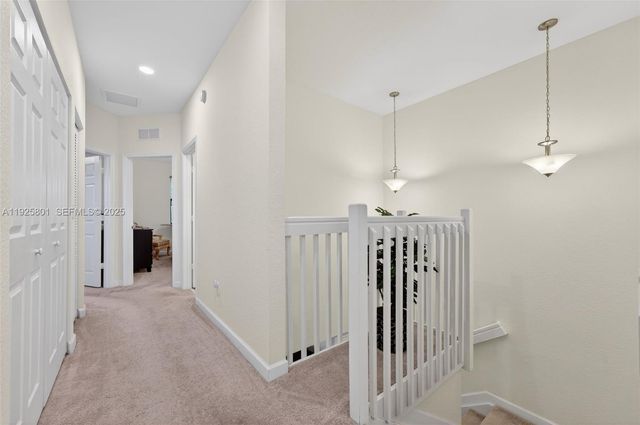 6978 Broadland Way, Coconut Creek, FL 33073