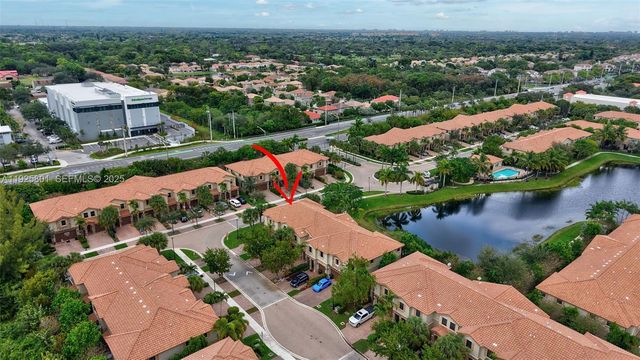6978 Broadland Way, Coconut Creek, FL 33073