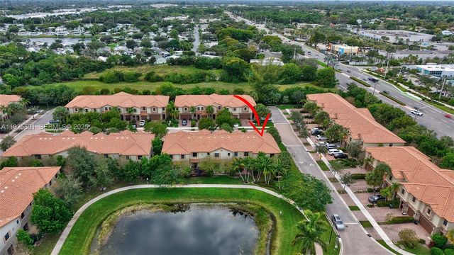 6978 Broadland Way, Coconut Creek, FL 33073