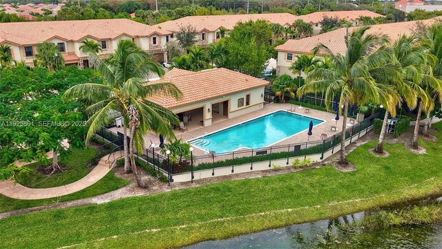 6978 Broadland Way, Coconut Creek, FL 33073