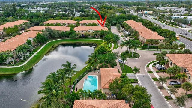 6978 Broadland Way, Coconut Creek, FL 33073
