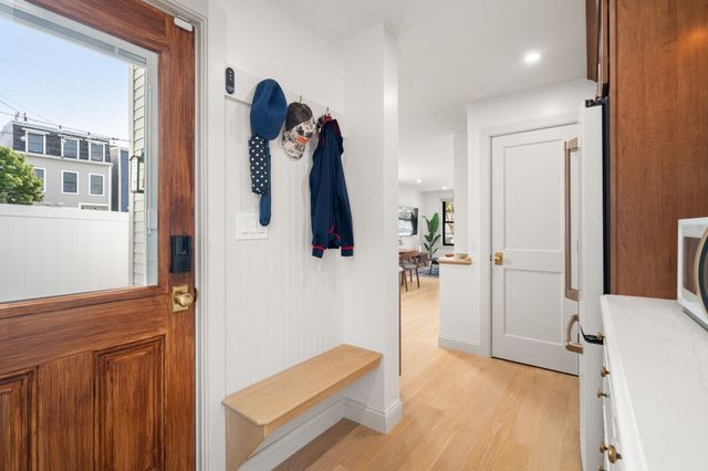 2 Leeds Street, Boston, MA 02127