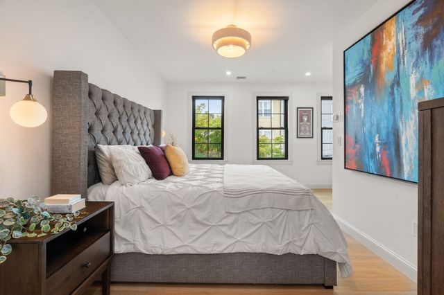 2 Leeds Street, Boston, MA 02127