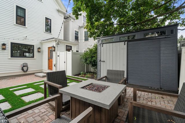 2 Leeds Street, Boston, MA 02127