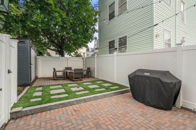 2 Leeds Street, Boston, MA 02127