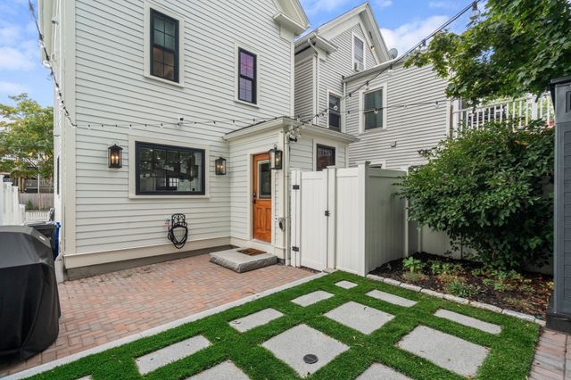 2 Leeds Street, Boston, MA 02127