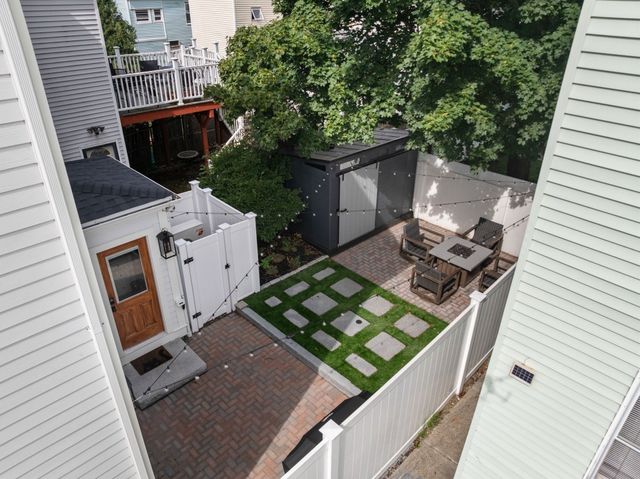 2 Leeds Street, Boston, MA 02127