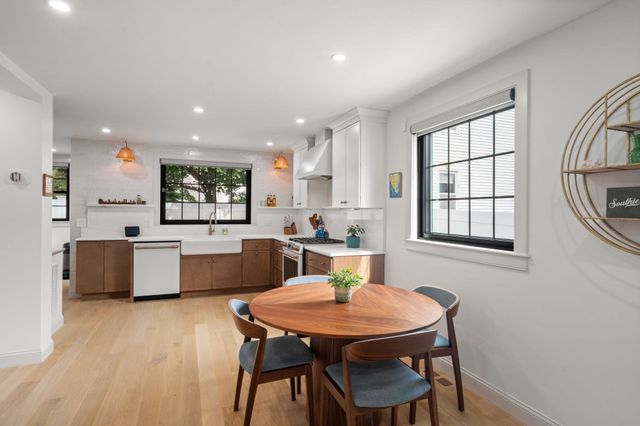 2 Leeds Street, Boston, MA 02127
