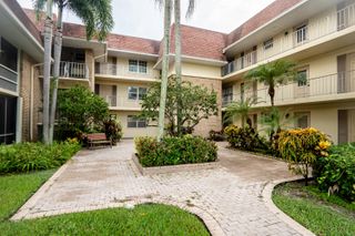 5570 Tamberlane Circle 130, Palm Beach Gardens, FL 33418