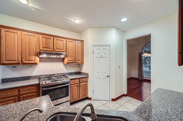 2222 Clover Ridge DR, Cedar Park, TX 78613
