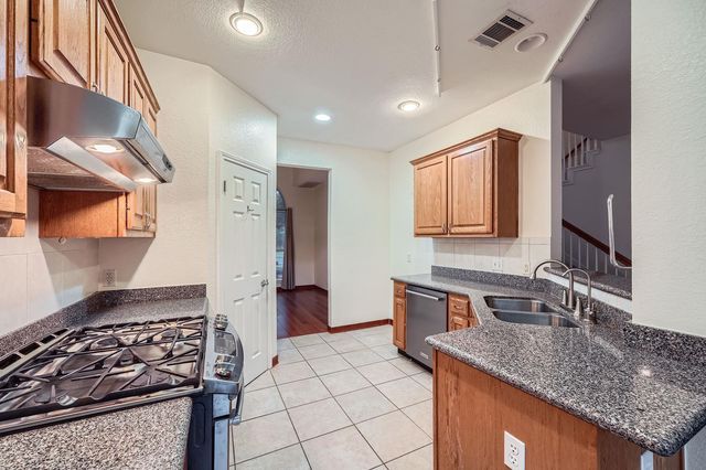 2222 Clover Ridge DR, Cedar Park, TX 78613