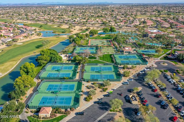 19760 N LOS ALTOS Way, Surprise, AZ 85374